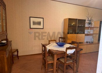 Sala da pranzo - Villa a Schiera via Salati
 
21, Parma - foto 4