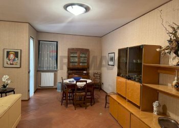 Sala da pranzo - Villa a Schiera via Salati
 
21, Parma - foto 5