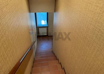 Scale - Villa a Schiera via Salati
 
21, Parma - foto 8