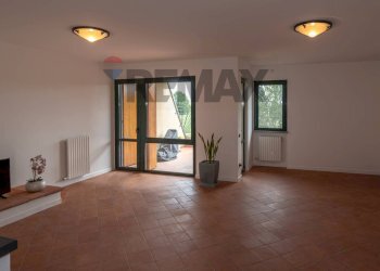 Stanza vuota - Villa a Schiera via Salati, Parma - foto 2