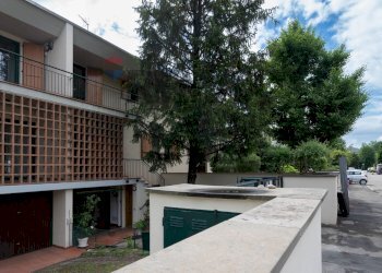 Edificio all\'aperto - Villa a Schiera via Salati, Parma - foto 17