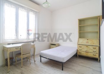 Camera / camera da letto - Terreno non edificabile Via gaetano callani
 
3, Parma - foto 11