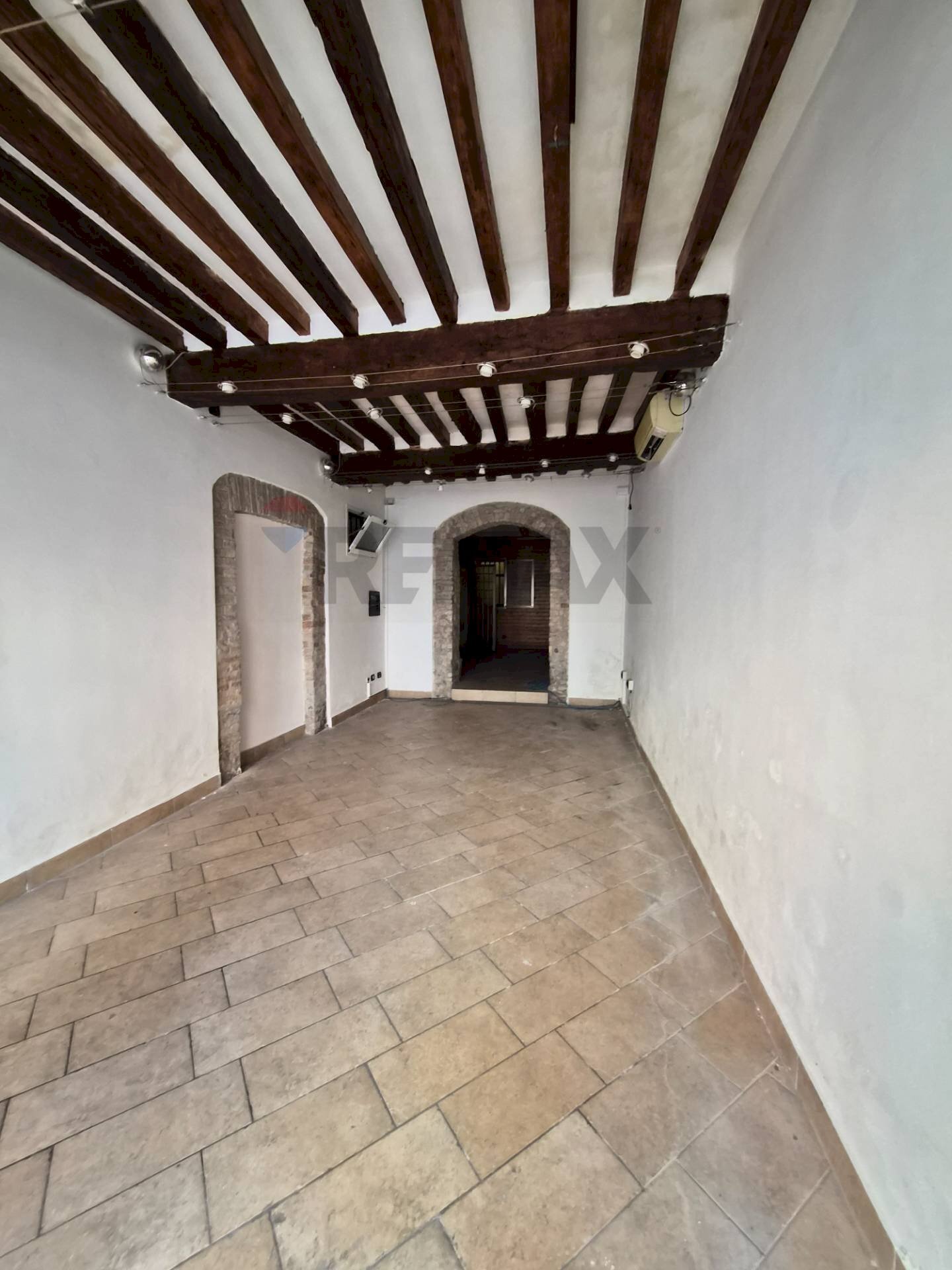 Stanza vuota - Negozio Strada massimo D'Azeglio
 
100, Parma - foto 3