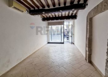 Stanza vuota - Negozio Strada massimo D'Azeglio
 
100, Parma - foto 4