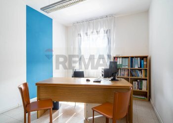 ufficio 2 - Ufficio via E. Berlinguer
 
5, Sant'Ilario d'Enza - foto 1