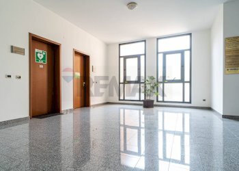 pianerottolo - Ufficio via E. Berlinguer
 
5, Sant'Ilario d'Enza - foto 2