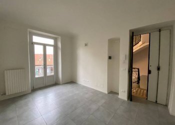 Stanza non arredata - Quadrilocale via Cossila, 12, Torino (zona Vanchiglietta) - foto 3