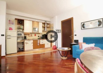 Soggiorno - Bilocale via Bligny, 15, Torino (zona Centro) - foto 5