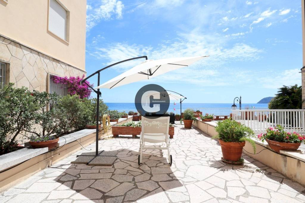 Terrazzo - Apartment Passeggiata Luigi Cadorna, 60, Alassio - photo 2