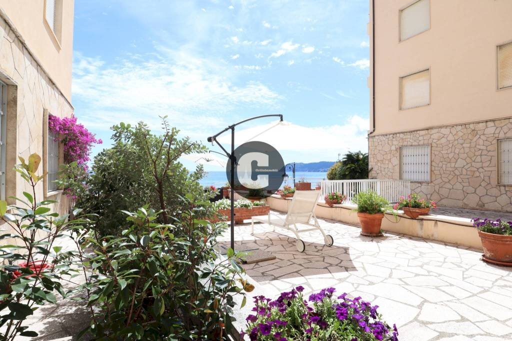 Terrazzo - Apartment Passeggiata Luigi Cadorna, 60, Alassio - photo 3