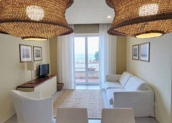 Salone - Appartamento Passeggiata Luigi Cadorna, 60, Alassio - foto 10