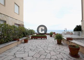 Terrazzo - Appartamento Passeggiata Luigi Cadorna, 60, Alassio - foto 5