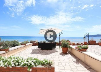 Terrazzo - Apartment Passeggiata Luigi Cadorna, 60, Alassio - photo 1