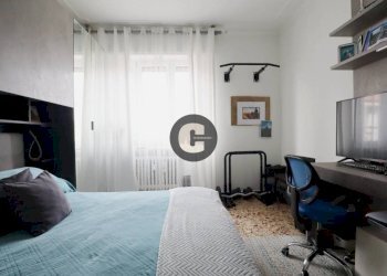 Camera da letto - Trilocale via Chieri, 46, Pino Torinese - foto 17