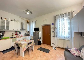 Salone - One-room apartment vicolo Croce, 10, Aicurzio - photo 7