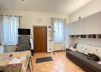 Salone - One-room apartment vicolo Croce, 10, Aicurzio - photo 12