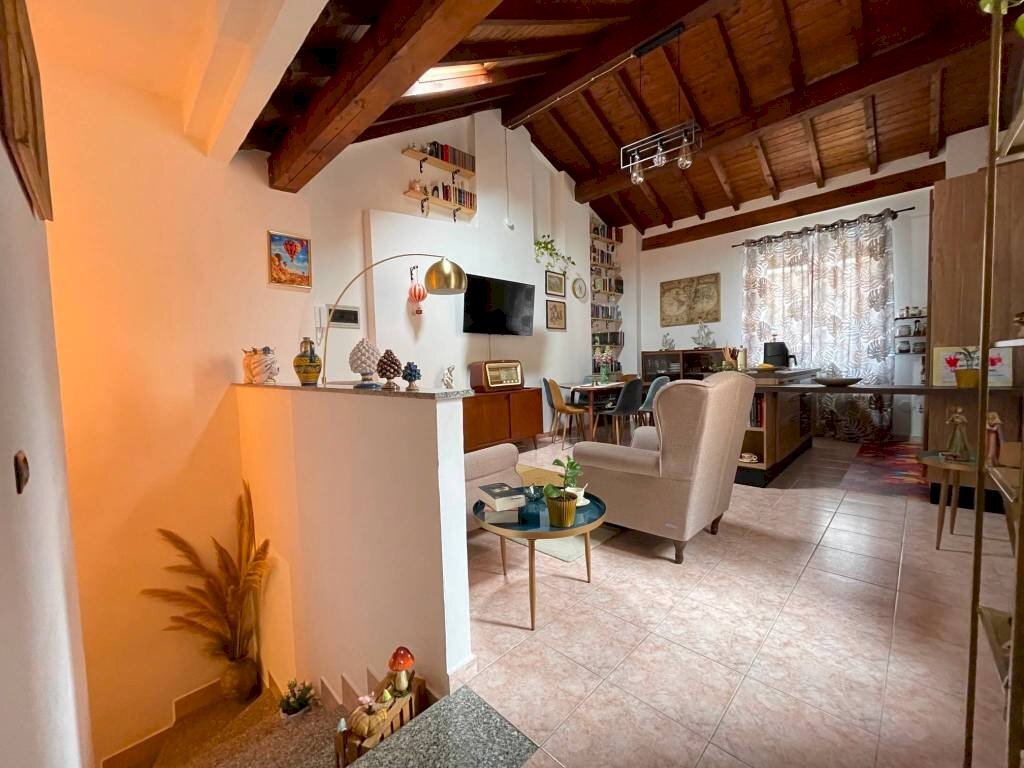 Salone - Three-room apartment via Roma, 14, Trezzano Rosa - photo 3