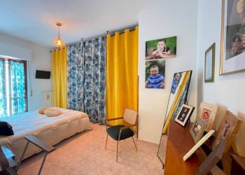 Camera da letto - Three-room apartment via Roma, 14, Trezzano Rosa - photo 24