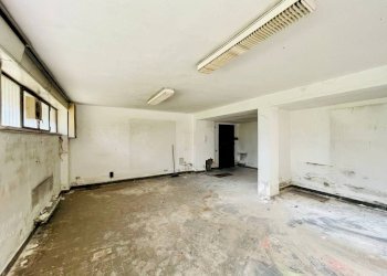 Magazzino - Office via Alessandro Manzoni, 12, Vimercate - photo 6