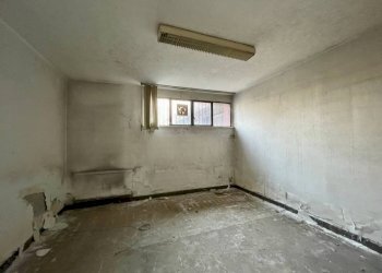 Cantina - Office via Alessandro Manzoni, 12, Vimercate - photo 17