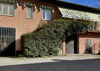 Casa all\'aperto - Semi-detached house Vergiate - photo 1