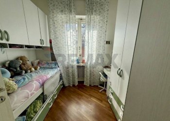 Camera / camera da letto - Semi-detached house Vergiate - photo 7