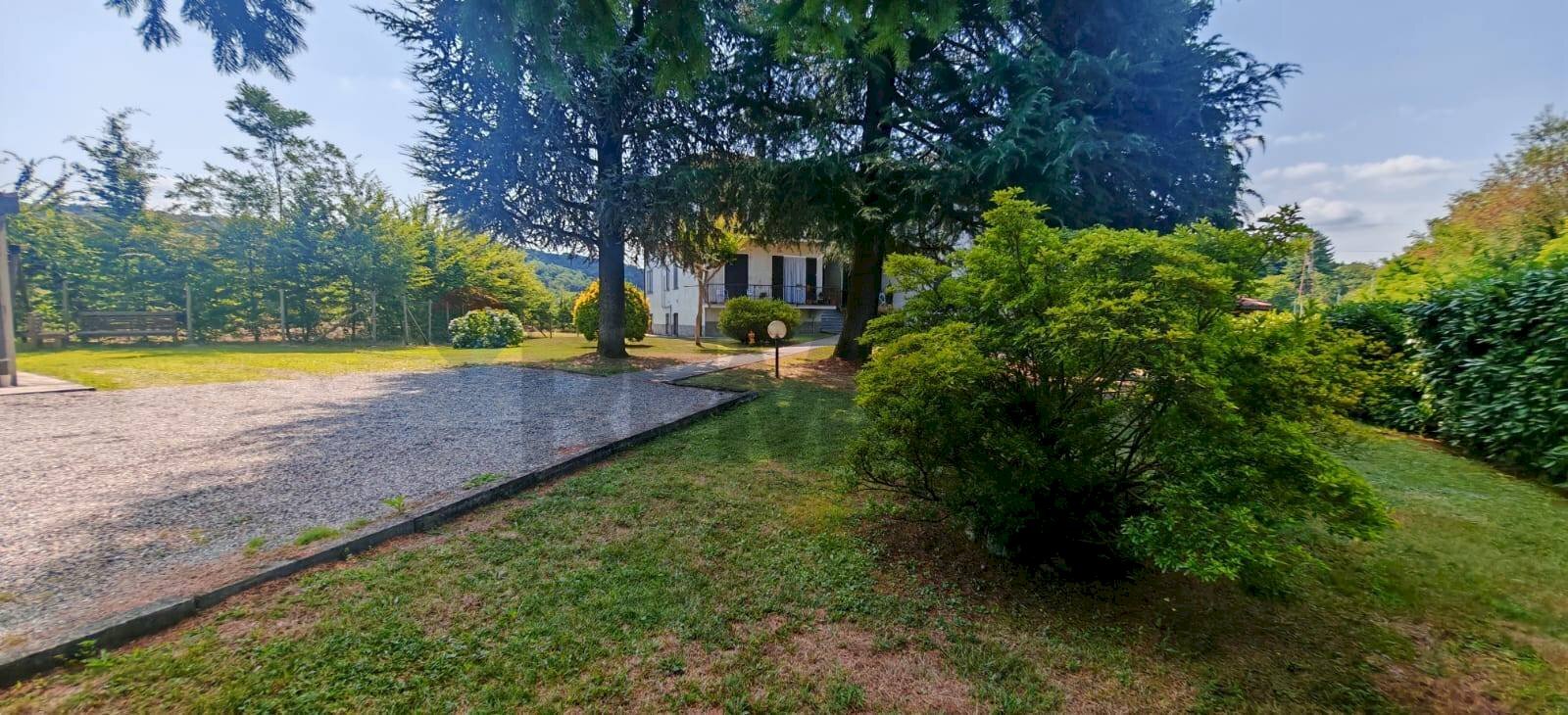 Giardino - Three-room apartment VIA SAN ROCCO
 
53, Vergiate - photo 2