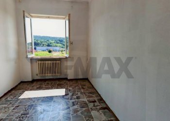 Stanza vuota - Three-room apartment VIA SAN ROCCO
53, Vergiate - photo 18