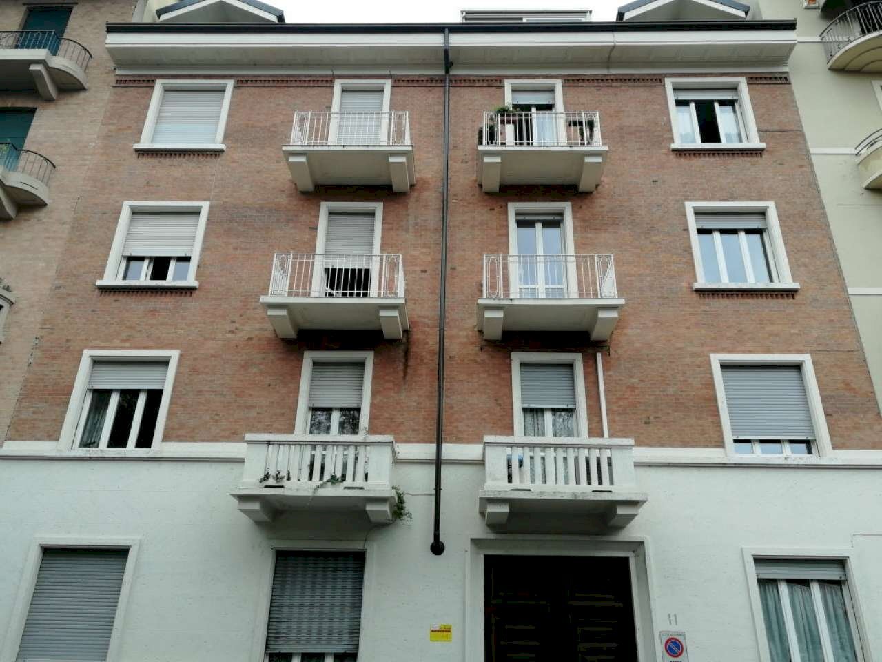 Facciata - Office via CARLO CAPELLI, 11, Torino (neighborhood Parella) - photo 1