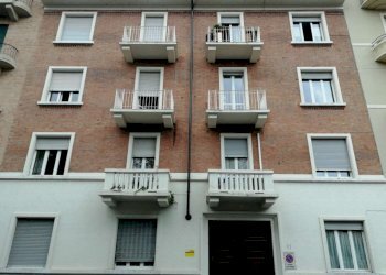 Facciata - Office via CARLO CAPELLI, 11, Torino (neighborhood Parella) - photo 2