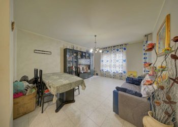 dsc01311_2_3_4_5 - Quadrilocale via Strambino, 9/B, Torino - foto 5