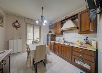 dsc01301_2_3_4_5 - Quadrilocale via Strambino, 9/B, Torino - foto 8