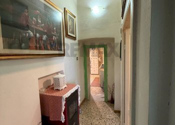 Hall / corridoio - Trilocale via Saffi
 
3, Sassari - foto 7