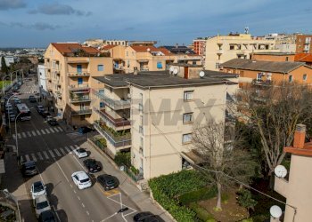 Edificio all\'aperto - Appartamento Via Enrico de Nicola
 
2, Sassari - foto 2