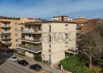 Edificio all\'aperto - Appartamento Via Enrico de Nicola
 
2, Sassari - foto 3