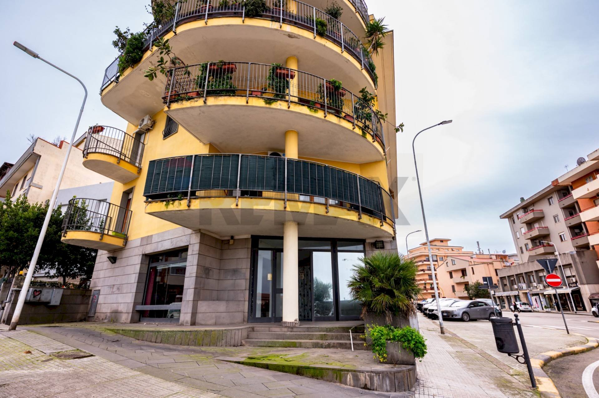 Edificio all\'aperto - Locale Commerciale Via Degli Astronauti
 
snc, Sassari - foto 2