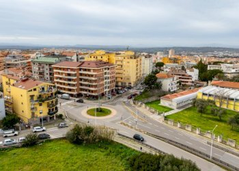 Edificio all\'aperto - Locale Commerciale Via Degli Astronauti
snc, Sassari - foto 1