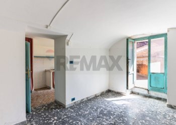 Stanza vuota - Casa semi indipendente Via Roma
 
6, Osilo - foto 9