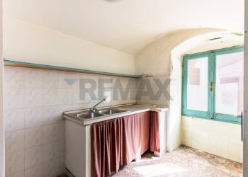 Cucina - Casa semi indipendente Via Roma
 
6, Osilo - foto 15