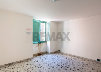 Stanza vuota - Casa semi indipendente Via Roma
 
6, Osilo - foto 18