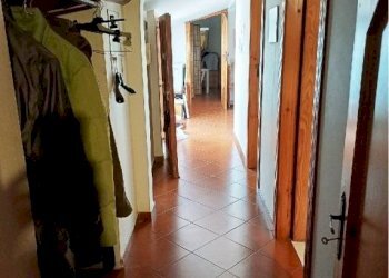 Corridoio - Trilocale all'asta via Ursone da Sestri, 16, Genova (zona Sestri Ponente) - foto 3