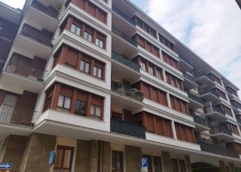 Facciata - Ufficio via della Brunella, 1, Varese - foto 3