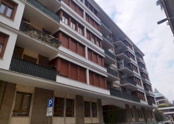 Facciata - Ufficio via della Brunella, 1, Varese - foto 5