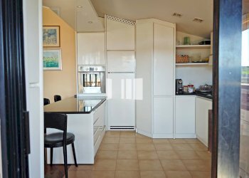 Foto 13 - Attic Via Palmarini Togliatti
 
30, Bellante - photo 13