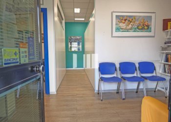 Foto 1 - Locale Commerciale Via Ippolito Nievo
 
37, Giulianova - foto 1