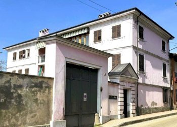 Facciata - Quadrilocale corso Lisa Onorio, 10, Cambiano - foto 1