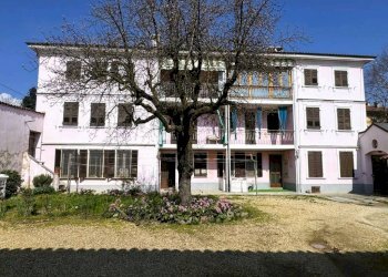 Facciata - Quadrilocale corso Lisa Onorio, 10, Cambiano - foto 12