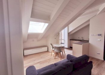 Salone - Two-room apartment via Nizza, 31, Torino (neighborhood San Salvario) - photo 3