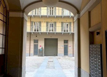 Interno palazzo - Two-room apartment via Nizza, 31, Torino (neighborhood San Salvario) - photo 29