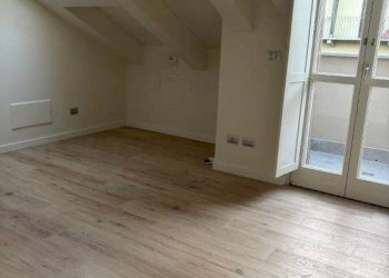 Stanza non arredata - Two-room apartment via Nizza, 31, Torino (neighborhood San Salvario) - photo 20